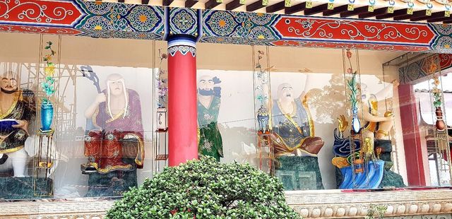 Ten Thousand Buddhas Monastery (Man Fat Sze)