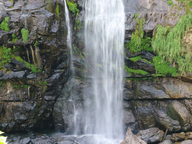 Wulai Waterfall