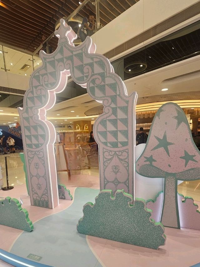 i-dle成員YUQI首個香港快閃店登場!