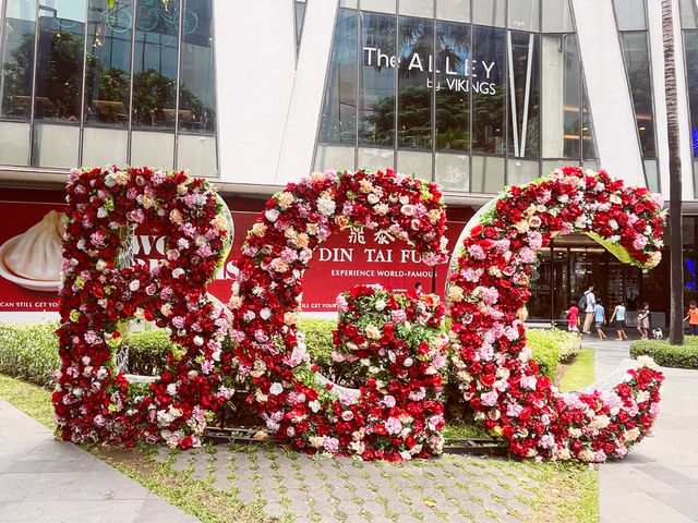 🏙️ BGC: Manila's Futuristic Oasis Where Urban Planning Meets Artistic Soul! 🌆