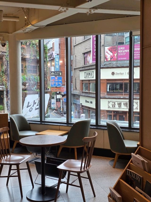 ☕ 여유로운 오후, 종로의 스타벅스에서