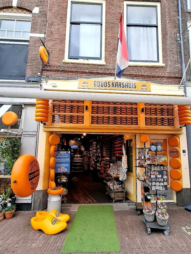 “Golden Wheels of Tradition — The Cheese City of Gouda”