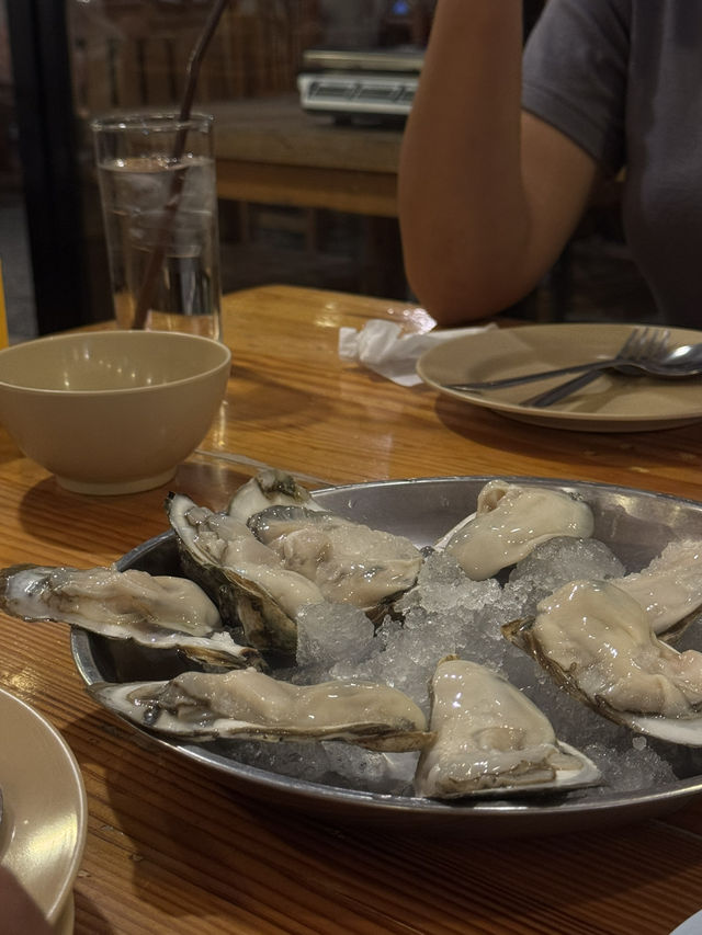 ร้านหอยแซ๊บ หอยสดรสจัดจ้าน