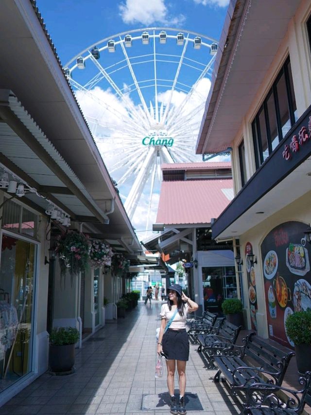 เอเชียทีค  Asiatique
