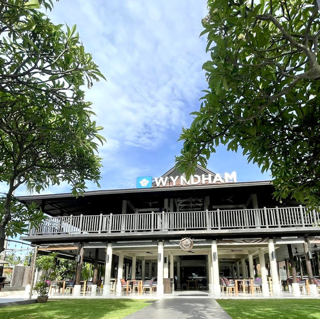 Wyndham Hua Hin Pranburi วาร์ปไปพักผ่อนแบบคนคูล! 