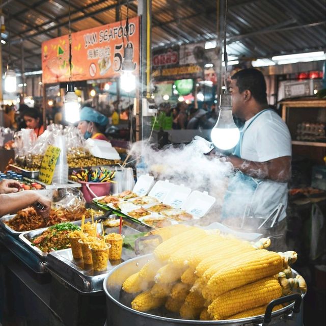 🏖️ Phuket 3–4 Day Itinerary: Beaches, Old Town & Island Adventures