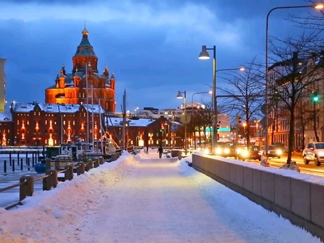 Helsinki's Hidden Charm: Why This Nordic Capital Needs to Be Your Next Stop ☕🏛️❄️