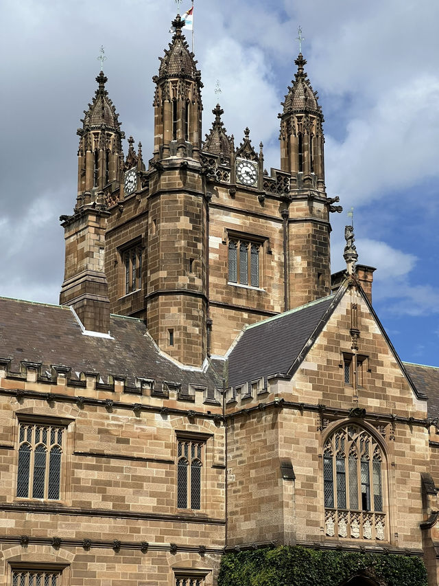 澳大利亞景點—🎓 雪梨大學四合院(The Quadrangle) 澳大利亞景點—🎓 雪梨大學四合院(The Quadrangle)