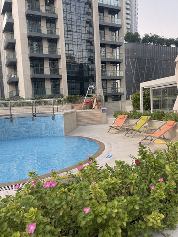 두바이 몰 앞 최고의 레지던스 호텔, Mövenpick