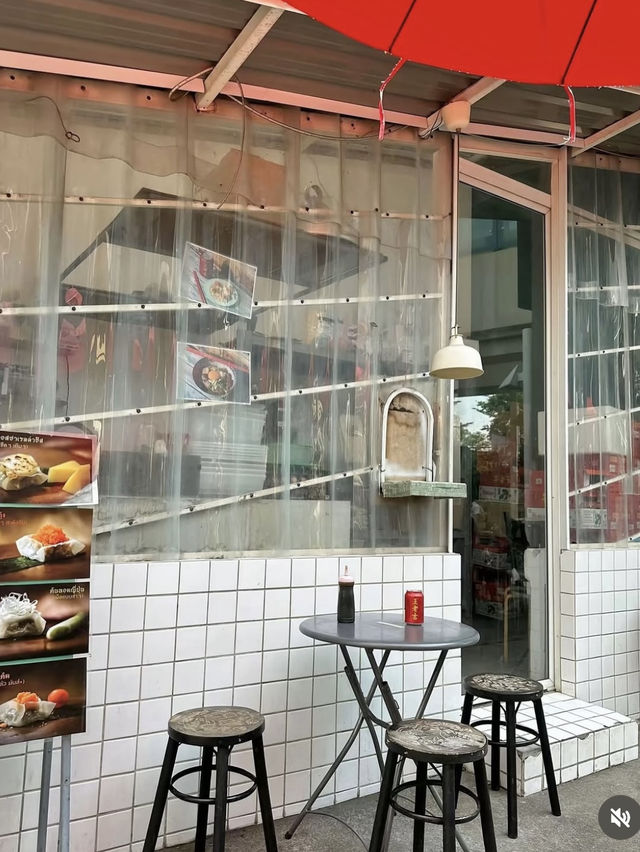 📍Feng Zhu เกี๊ยวซ่าหน้าเปิด