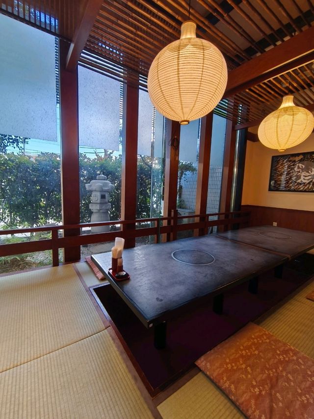 【甲羅】乃日式料理館,裝潢富特色,食物新鮮好味,服務更是一流! 【甲羅】乃日式料理館,裝潢富特色,食物新鮮好味,服務更是一流!