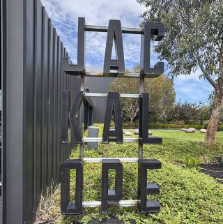 โรงแรมแจ็กคาโลป มอร์นิงตัน เพนินซูลา