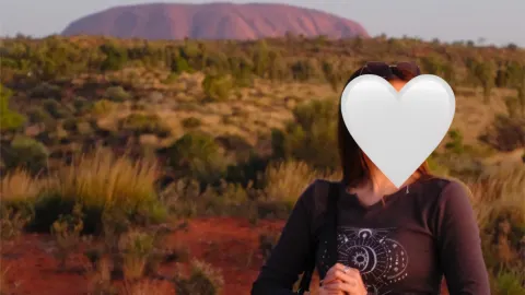 พระอาทิตย์ตกที่ทะเลทรายอูลูรู: ทางเลือกชมฟรีจากรีสอร์ท — traveler post in Yulara