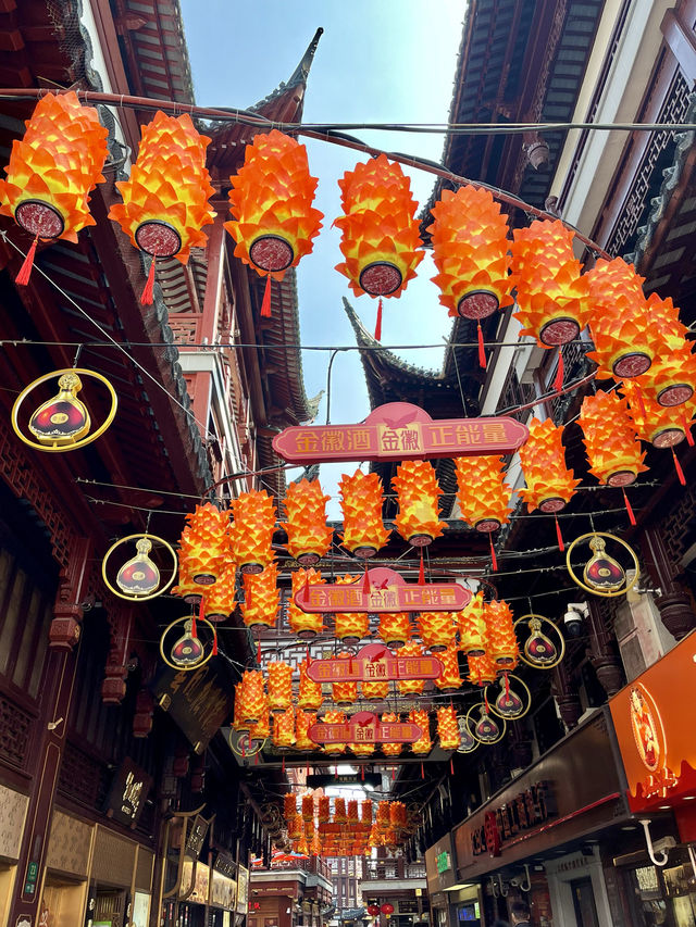 Yu Garden - A must see in Shanghai 