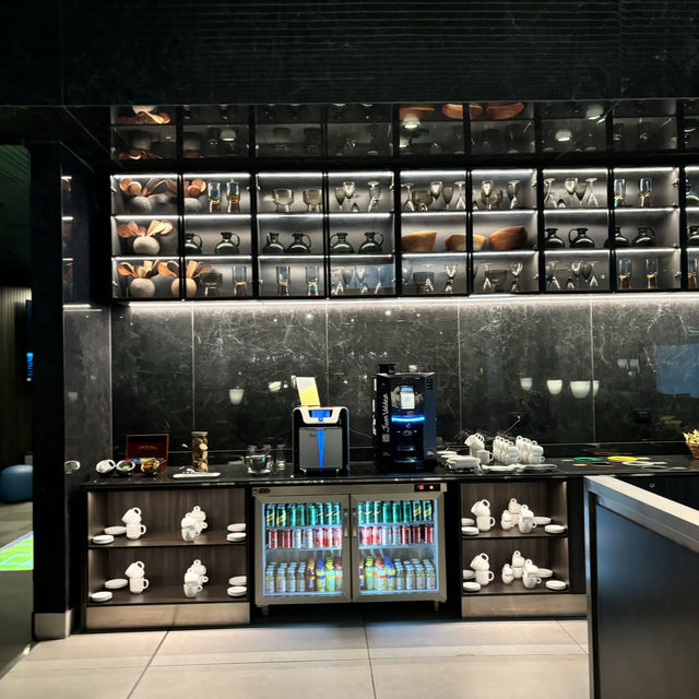 LATAM lounge Santiago Airport 