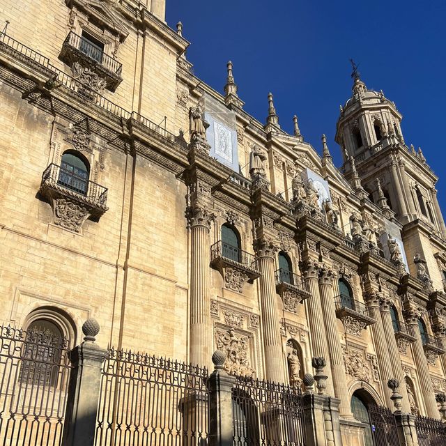 【スペイン】オリーブの街ハエン
