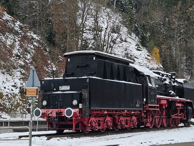 Smoke train