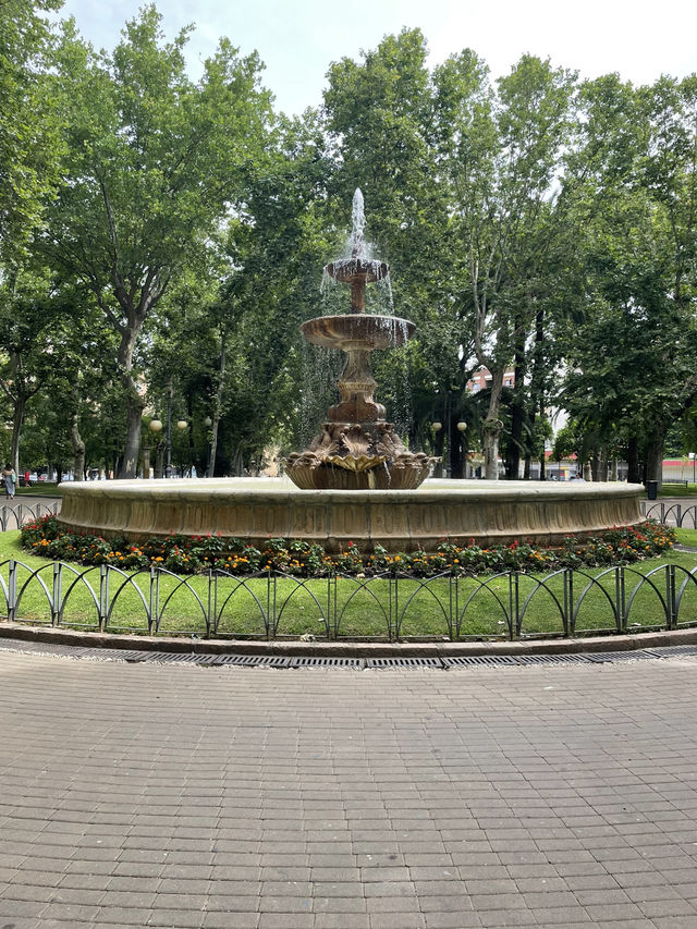Málaga in the Heat: Chilling, Exploring & Eating Right