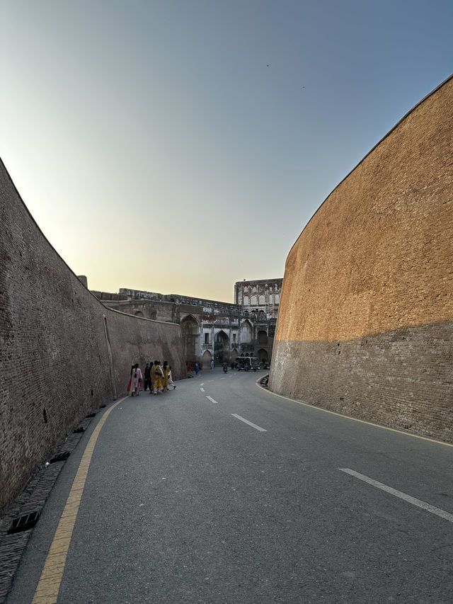 Lahore Fort & Badshahi Mosque