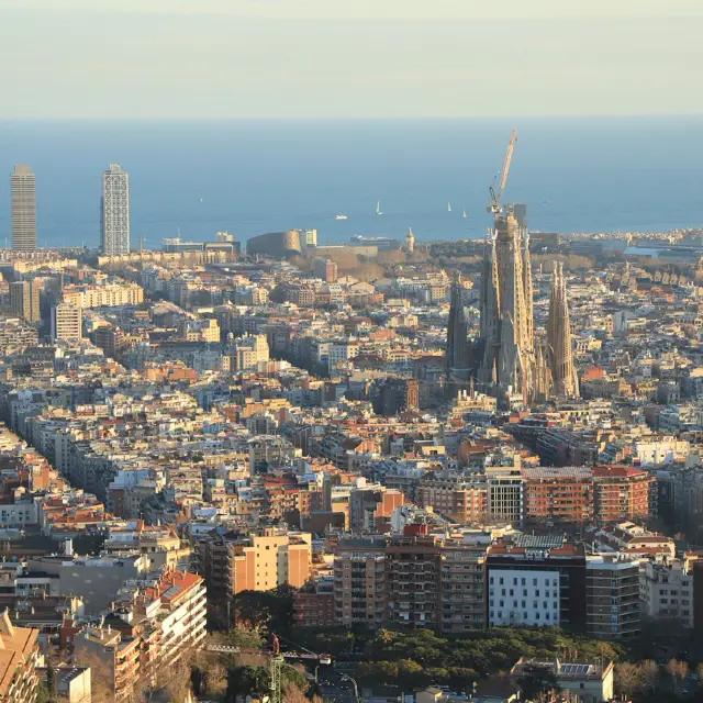 Barcelona: Where Gaudí’s Dreams Dance in the Streets