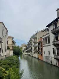 🏛️ Padova – Timeless Streets & Living History ✨