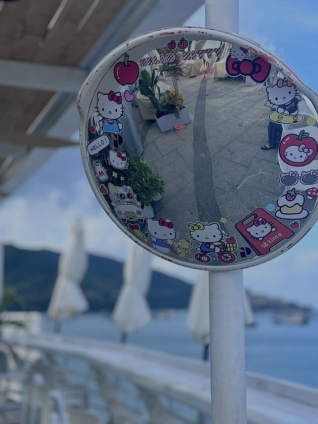 HEYA! HELLO KITTY CAFE🩵 