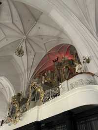 Kant Concert Hall: An Unforgettable Musical Journey Through History