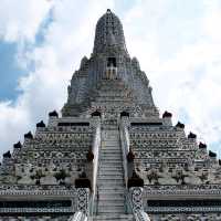 MUST SEE Temple in Bangkok! Wat Arun 🇹🇭