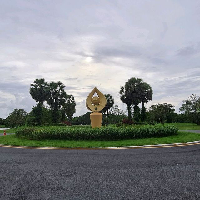 普雷姆·丁素拉农將軍歷史公園