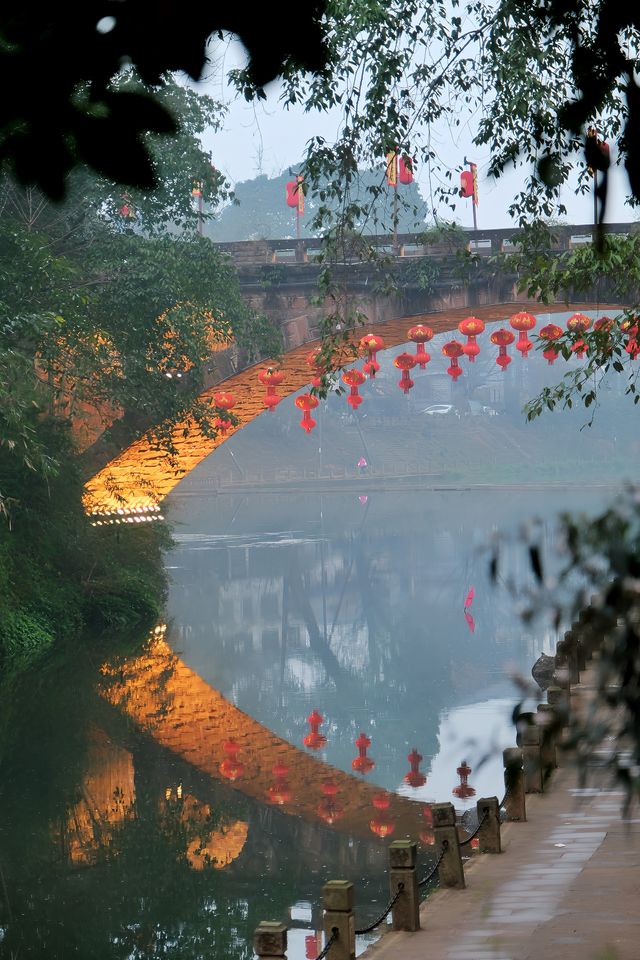 洪雅｜古鎮油菜花海美如油畫