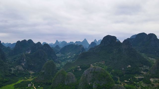 廣西陽朔｜漓江這個景點你不該錯過！