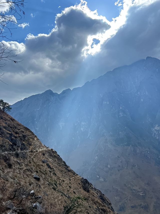 該如何用言語形容四月這趟雲南行