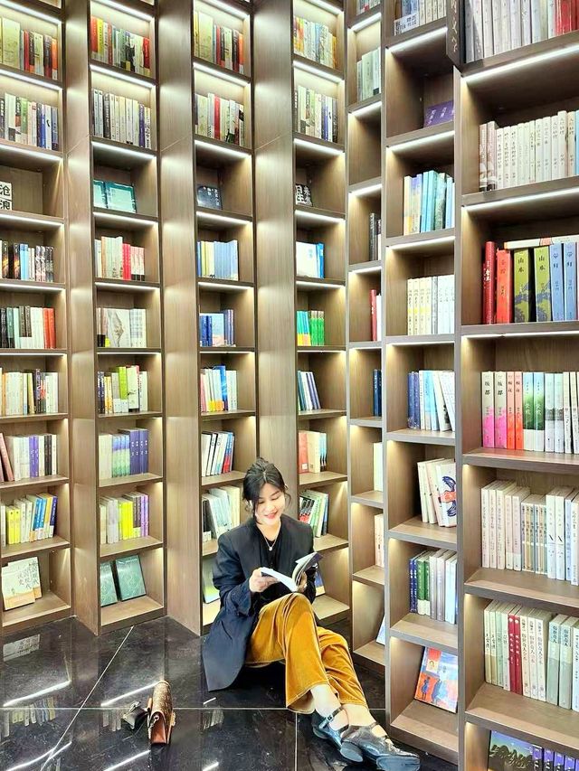 鍾書閣：不僅是愛書人的書店，還能讓不愛書的人也愛上書！