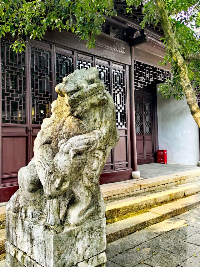 醉白池，上海人都不太熟悉的後花園。