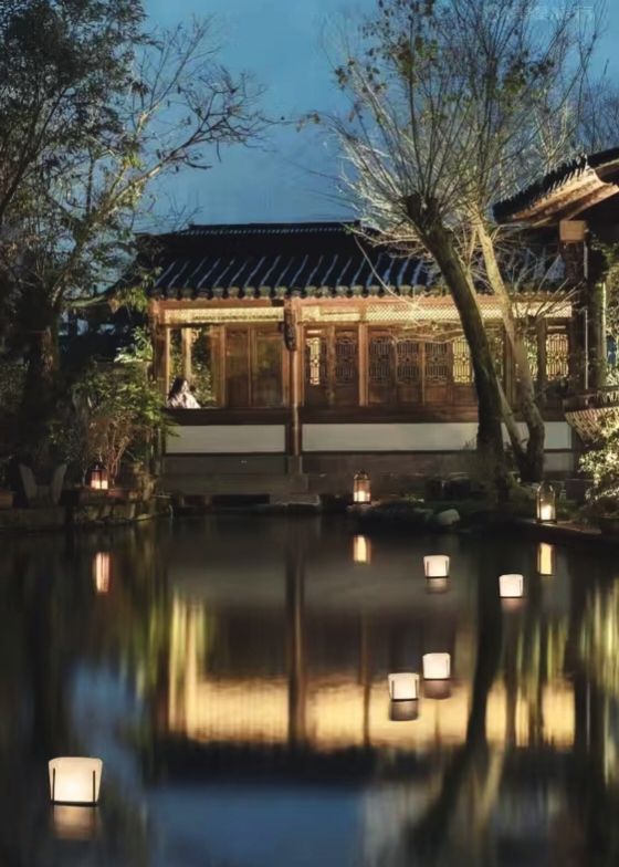黃山最美的季節來了神仙酒店。