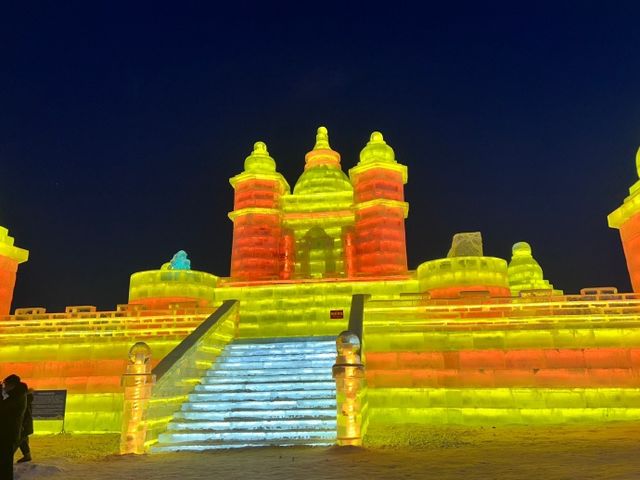 長春冰雪新天地 | 日落時分的絕美盛宴 長春冰雪新天地 | 日落時分的絕美盛宴