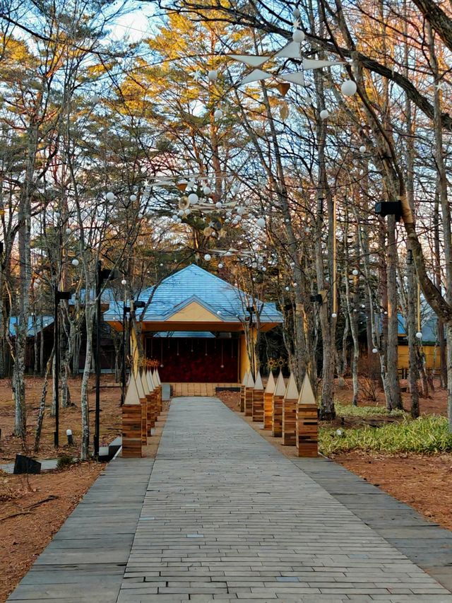 輕井澤高原教堂