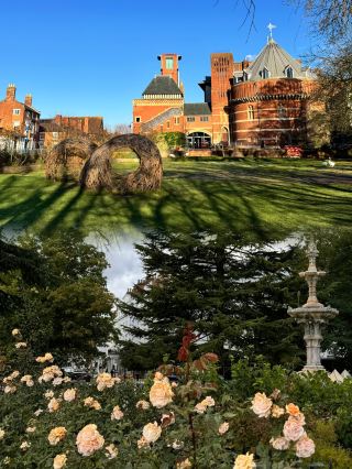 Royal Leamington Spa, your elegant British journey!