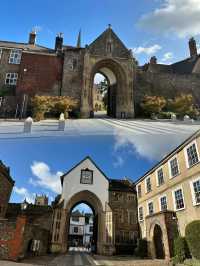 英國諾維奇旅遊‌是一個充滿歷史、文化和現代氣息的旅遊目的地。