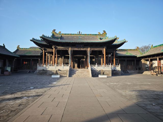 鬧市中的城市守護神