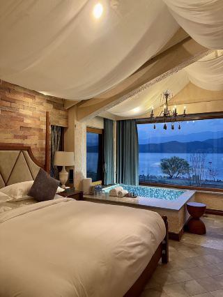 I spent two days at Lugu Lake and didn't even want to leave the hotel...