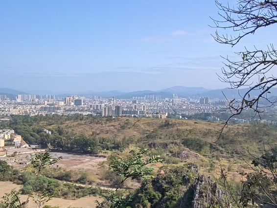 【陽春登山道攻略｜換個角度看整個小城】