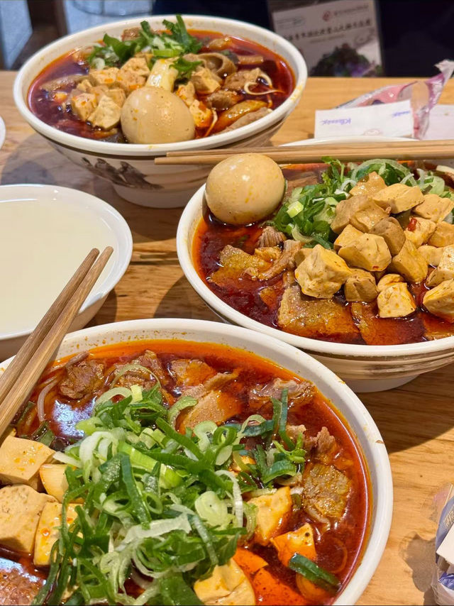 打工仔狂喜！襄陽呢間酒店簡直係出差人嘅夢中情店