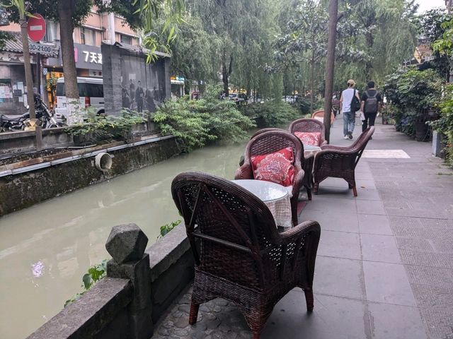 More than just Blue tears in Dujiangyan!