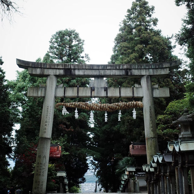 大阪秘境｜藏在生駒山的治癒系古寺，99%遊客都不知道！✨ 