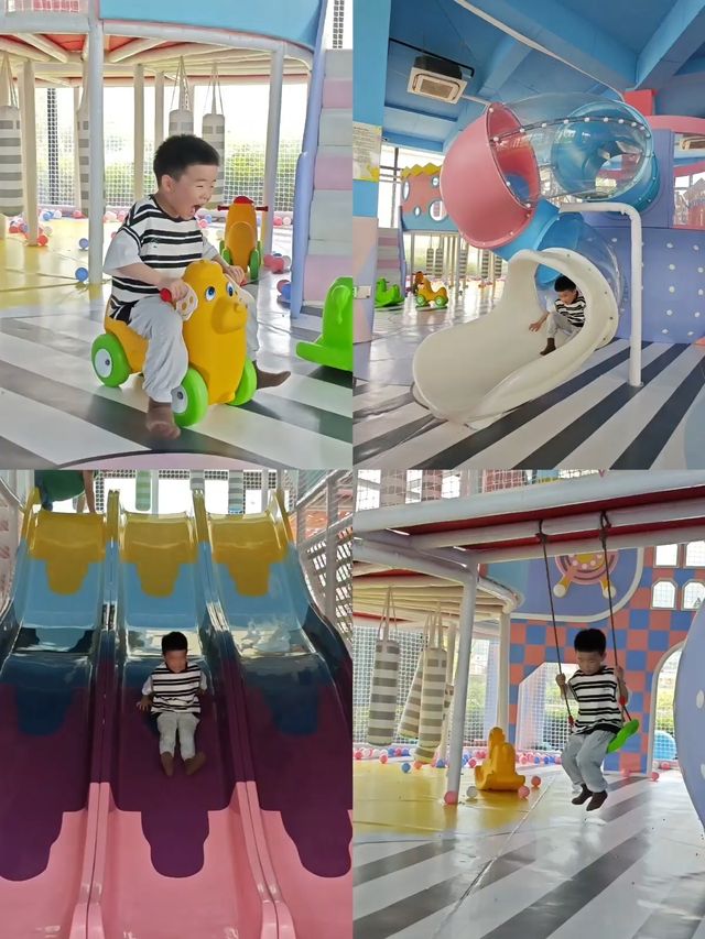 推門就是無邊泳池｜龍港親子嗨玩攻略