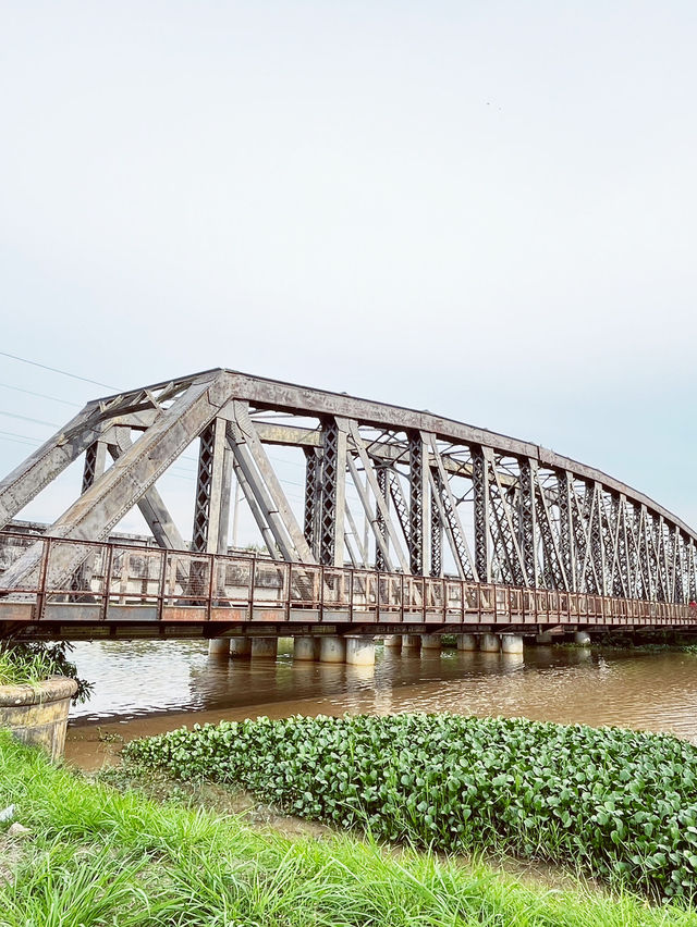 🌿 Kedah's Old Railway Bridge: Where History Meets Wild Beauty! 🛤️