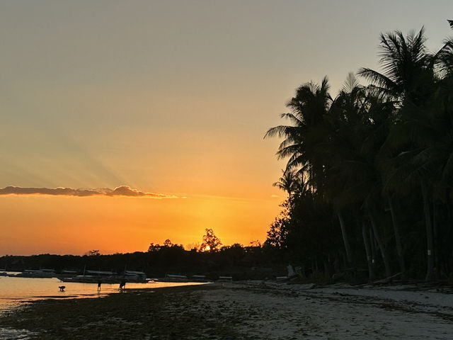 🌅 邦勞島海灘｜吹著海風、聽著浪聲的夜晚