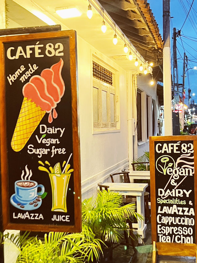 🏺 Galle Fort Boutiques: Where Dutch Bricks Meet Artisan Magic! 🎨