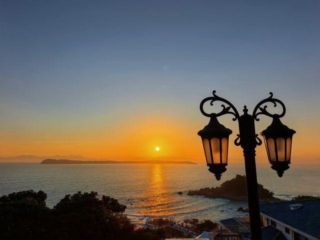 深圳 - 釜山同款海邊膠囊小火車